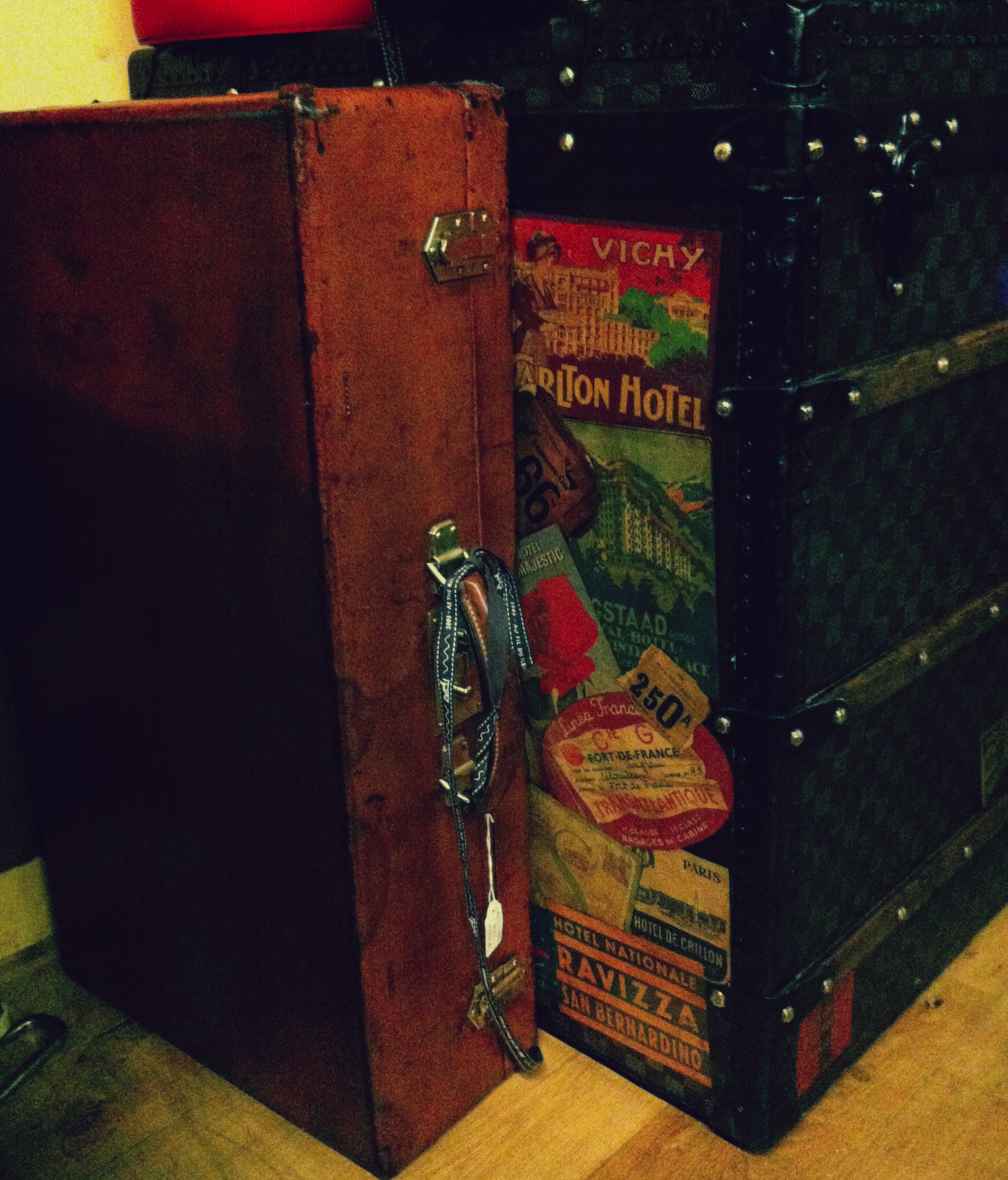 Suitcase Goyard - The Flea Market of Paris Saint-Ouen