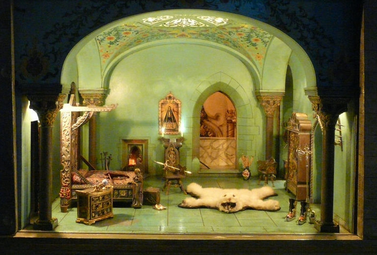 colleen moore dollhouse book