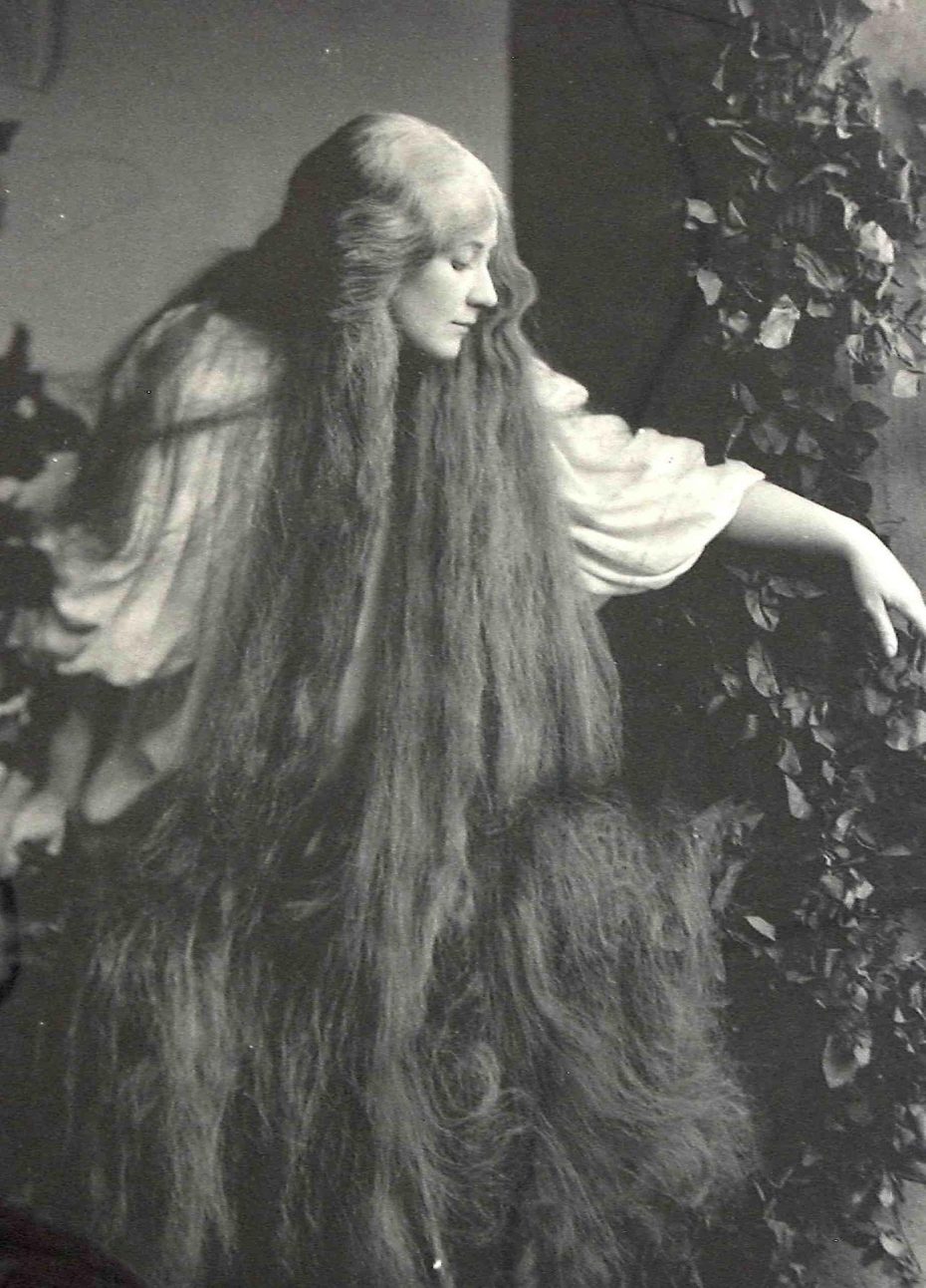 Victorian Woman With Long Cascading Hair Most Likely She Was A Model And Actress Intended To
