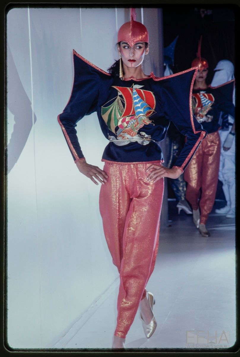 Fashion show Kansai Yamamoto winter 1979/1980 in 2023